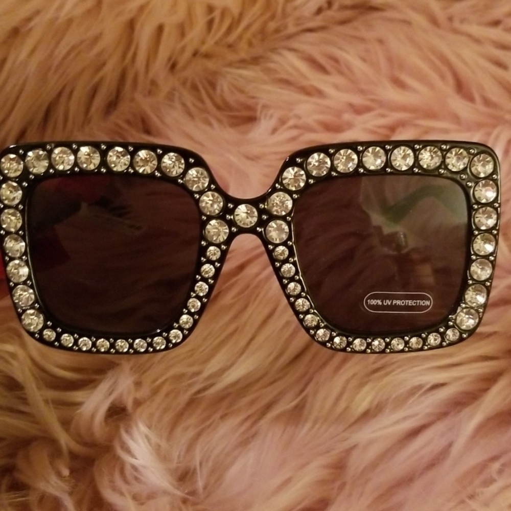 Black Square Rhinestone Sunglasses